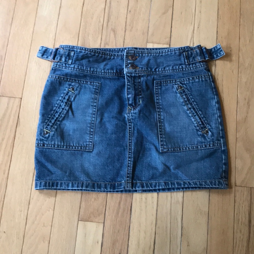 Jean skirt with pockets